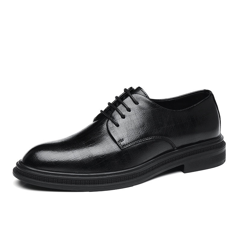 ‘Regent Patent Oxfords’ – Die glänzenden Old Money Lackschuhe