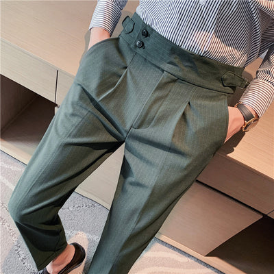 ‘Cambridge Striped Trousers’ – Die gestreifte Anzughose im Old Money Stil